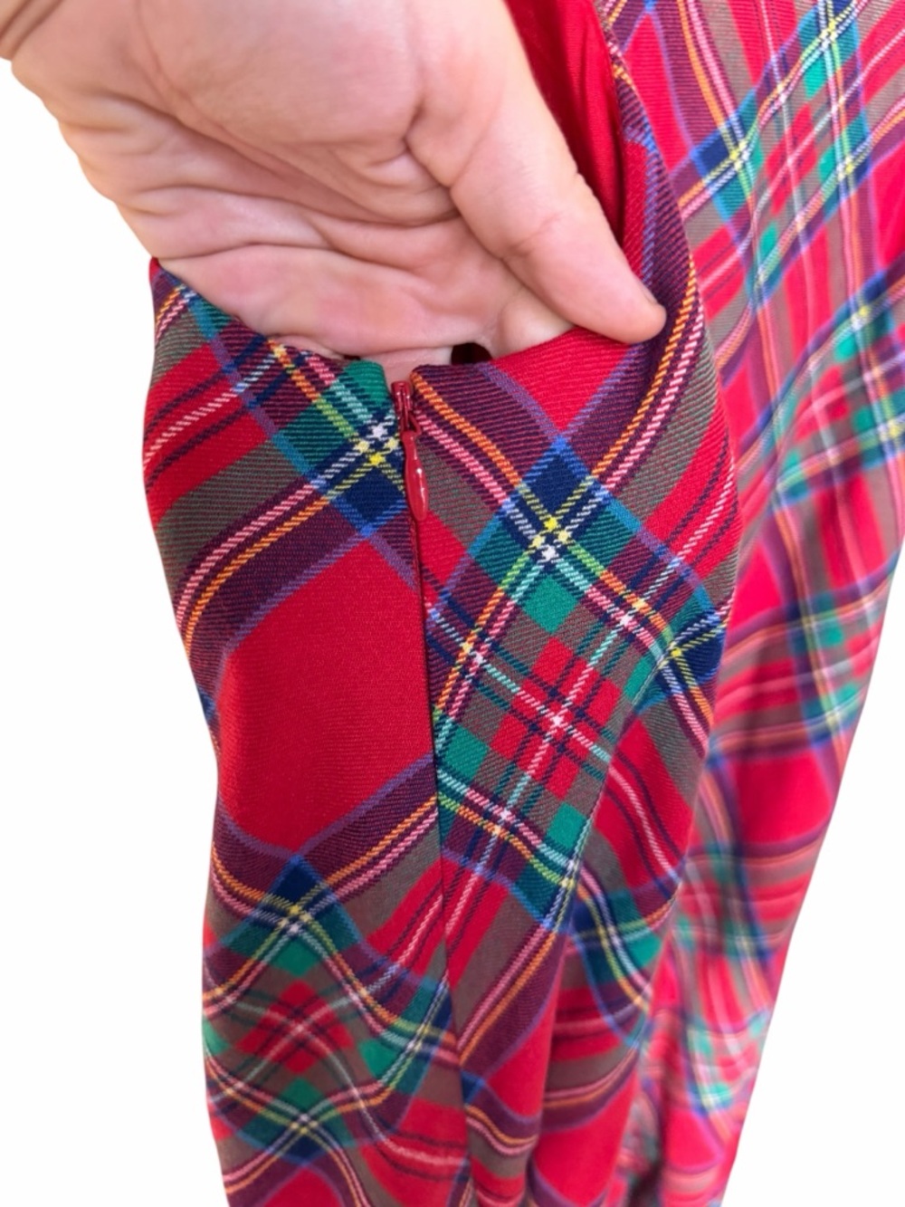 New Vineyard Vines Jolly Plaid shift dress in lighthouse red plaid Size 10 - Picture 3 of 6